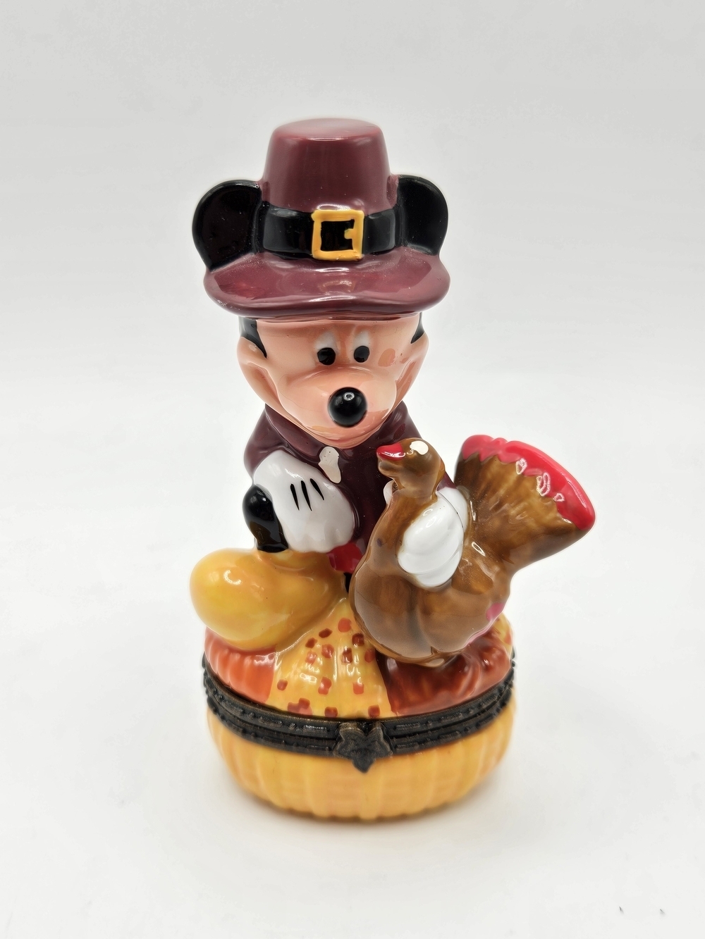 VINTAGE Disney Mickey Mouse November Thanksgiving Pilgrim Hinged Box Figure VTG